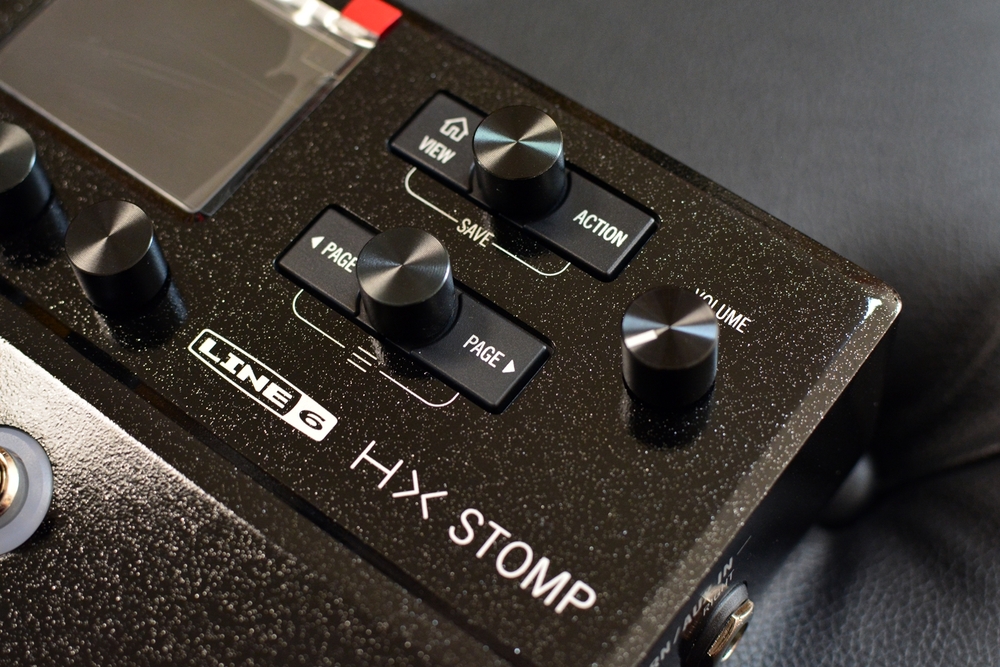 Line 6 HX Stomp Compact Professional Guitar Processor - Sound Productions