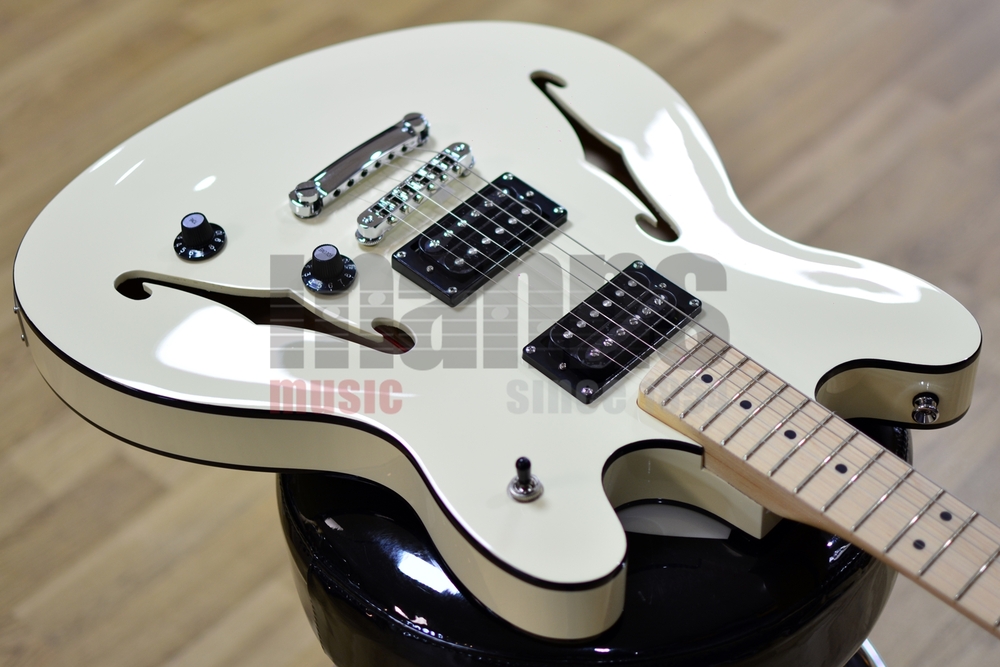 Squier Affinity Starcaster   Olympic White   Mann's Music