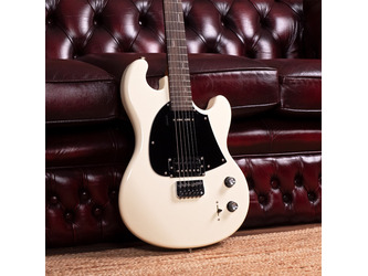 Shergold Masquerader Standard SM11 Solid Quartz White Gloss