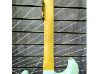 Fender FSR Road Worn '60s Stratocaster Daphne Blue & Gig Bag