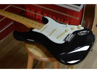 American Professional II Stratocaster® Maple Fingerboard, Black B Stock