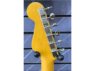 Fender 70th Anniversary American Vintage II 1954 Stratocaster Electric Guitar 2 Colour Sunburst  