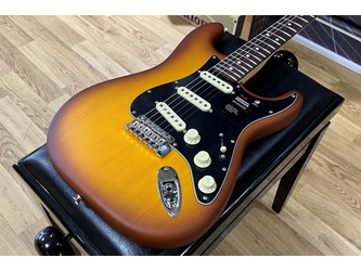 Fender Limited Edition American Performer Stratocaster Electric Guitar, Honey Burst