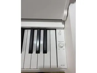 Yamaha YDPS35 Digital Piano, Stool & Headphones - White, Second Hand