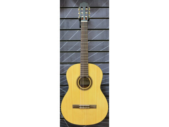 Cordoba Protege CP100 Nylon Guitar Pack