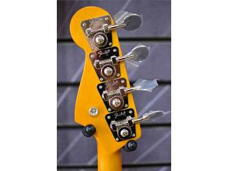 Fender American Vintage II 1966 Jazz Bass - Incl Vintage-Style Black Hard Case(Orange Interior)