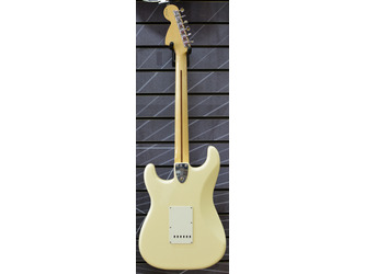 Fender Ritchie Blackmore Stratocaster, Olympic White, Scalloped Rosewood Incl Deluxe Gig Bag