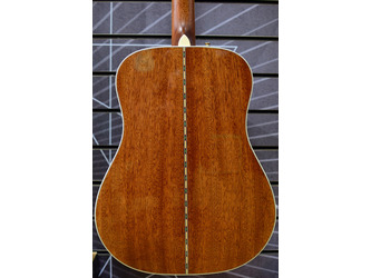 Fender Paramount PD-220E Dreadnought 3-Colour Vintage Sunburst Electro Acoustic Guitar & Case