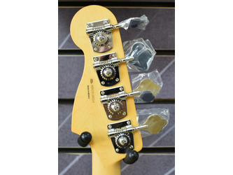 Fender Player Precision Bass Polar White, Pau Ferro Neck - Electric Bass Guitar