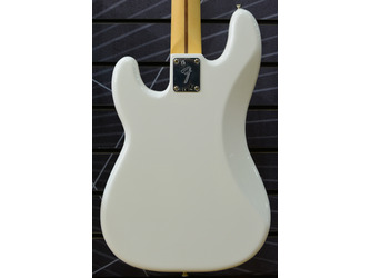 Fender Player Precision Bass Polar White, Pau Ferro Neck - Electric Bass Guitar