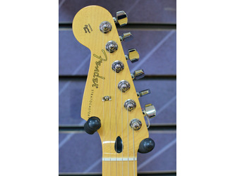 Fender Player Stratocaster Polar White Left-Handed Electric Guitar 