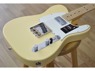 Fender American Performer Telecaster Hum, Vintage White Electric Guitar - B Stock