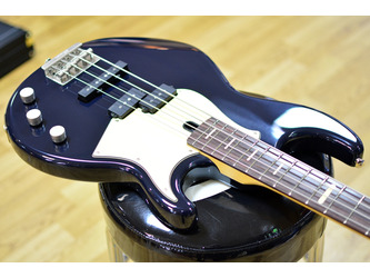 Yamaha BBP34 Midnight Blue Electric Bass Guitar