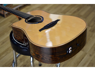 Lag Tramontane Hyvibe 30 THV30DCE Dreadnought Natural Left-Handed Electro Acoustic Guitar & Case