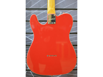 Fender Squier Limited Edition Classic Vibe 60's Custom Esquire Dakota Red