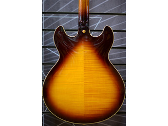 Yamaha Hollow Body SA2200 Violin Sunburst Electric Guitar & Case