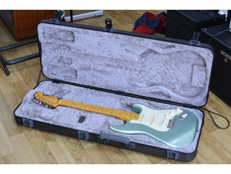 Fender American Professional II Stratocaster Mystic Surf Green Electric Guitar & Case B Stock