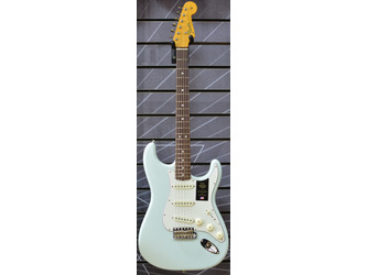 Fender American Vintage II 1965 Stratocaster Electric Guitar Sonic Blue