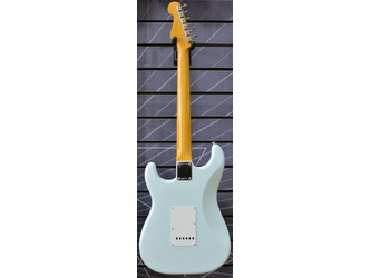 Fender American Vintage II 1965 Stratocaster Electric Guitar Sonic Blue