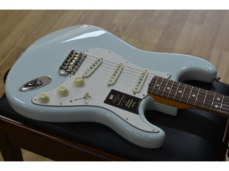Fender American Vintage II 1965 Stratocaster Electric Guitar Sonic Blue
