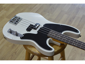 Fender Mike Dirnt Road Worn Precision Bass, White Blonde, Rosewood  -Incl Hardshell Case