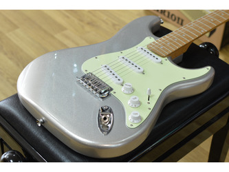 Northstar Electric Guitar - S Shape 