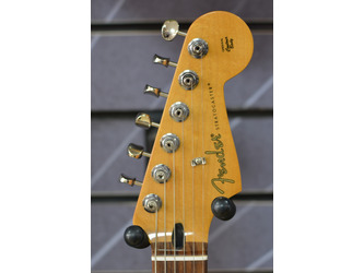 Fender Player II Stratocaster Electric Guitar Rosewood Fingerboard, Coral Red