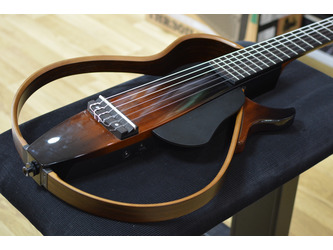 Second-hand Yamaha SLG200N Silent Natural Electro Nylon Guitar & Case
