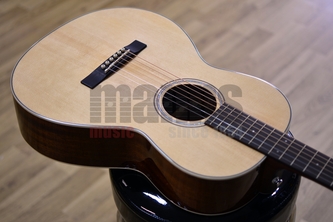 Guild Westerly P-240 Memoir Parlour Natural Acoustic Guitar