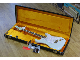 Fender Artist Kenny Wayne Shepherd Stratocaster Transparent Faded Sonic Blue Electric Guitar Incl Deluxe Hardshell
