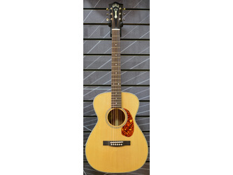 Guild Westerly M-140 Concert Natural All Solid Acoustic Guitar & Case
