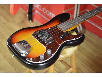 Fender James Jamerson 1962 Precison Bass® - incls Vintage-Style Brown (Orange Interior) Case