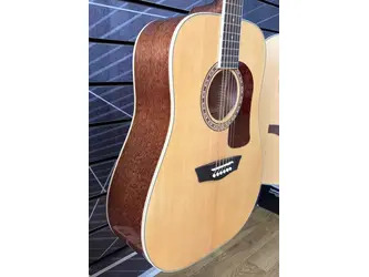 Washburn D10S Heritage 10 Series Dreadnought Acoustic Guitar - Natural B Stock