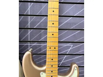 Fender American Professional Classic Stratocaster Faded Firemist Gold incl Gig Bag B Stock