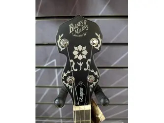 Barnes and Mullins Banjo Empress Irish/Gaelic 4 String