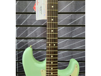 Fender Limited Edition American Professional II Matching Headcap Lectric Guitar Surf Green