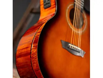 Washburn G10CE Grand Auditorium Electro Acoustic Guitar 