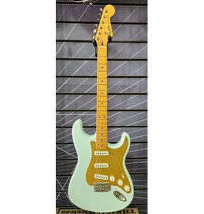 Fender Squier 40th Anniversary Vintage Edition Stratocaster Satin Sonic Blue Electric Guitar B Stock