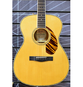 Fender Paramount PO-220E Orchestra Natural Electro Acoustic Guitar & Hardshell Case 