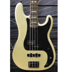 Fender Artist Duff McKagan Deluxe Precision Bass White Pearl Electric Bass Guitar & Case