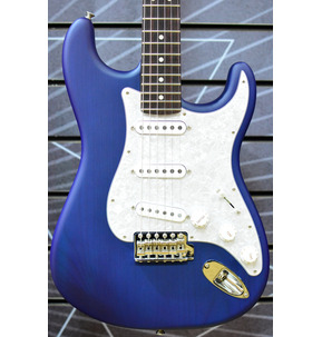 Fender Artist Cory Wong Stratocaster Sapphire Blue Transparent Electric Guitar incl Deluxe Moulded Cas