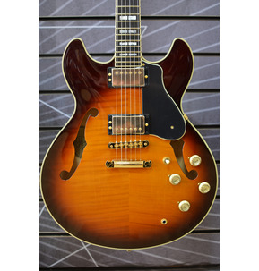 Yamaha Hollow Body SA2200 Brown Sunburst Electric Guitar & Case