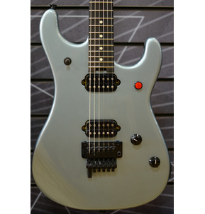 EVH 5150 Series Standard, Ice Blue Metallic Electric Guitar B Stock