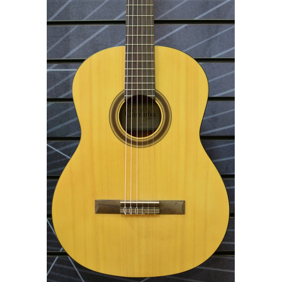 Cordoba Protege CP100 Nylon Guitar Pack