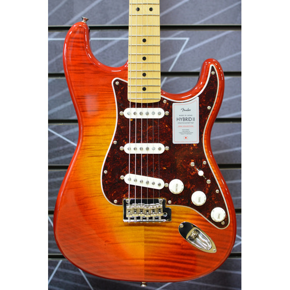 Fender Made In Japan 2024 Collection Made in Japan Hybrid II Stratocaster - Incl Padded Gig Bag