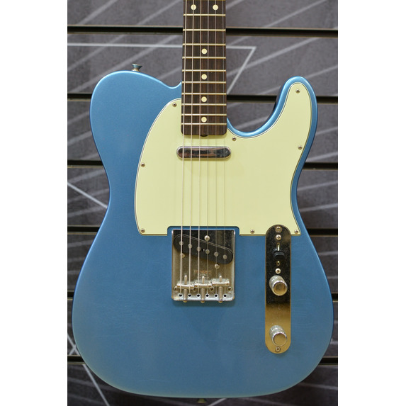 Fender Vintera II Limited Edition Road Worn Telecaster - Lake Placid Blue