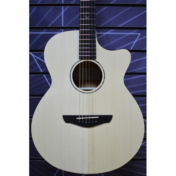 Faith Naked FKV Venus OM Natural All Solid Electro Acoustic Guitar Soft Faith Padded Bag