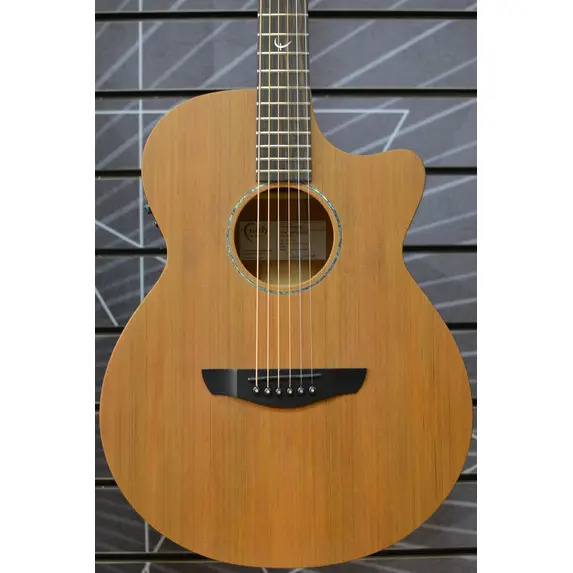 Faith Naked Cedar FKVCD Venus OM Natural All Solid Electro Acoustic Guitar & Case