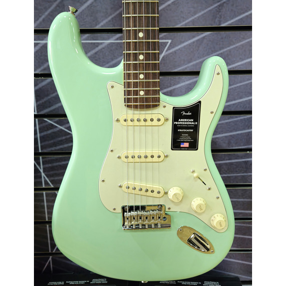 Fender Limited Edition American Professional II Matching Headcap Lectric Guitar Surf Green